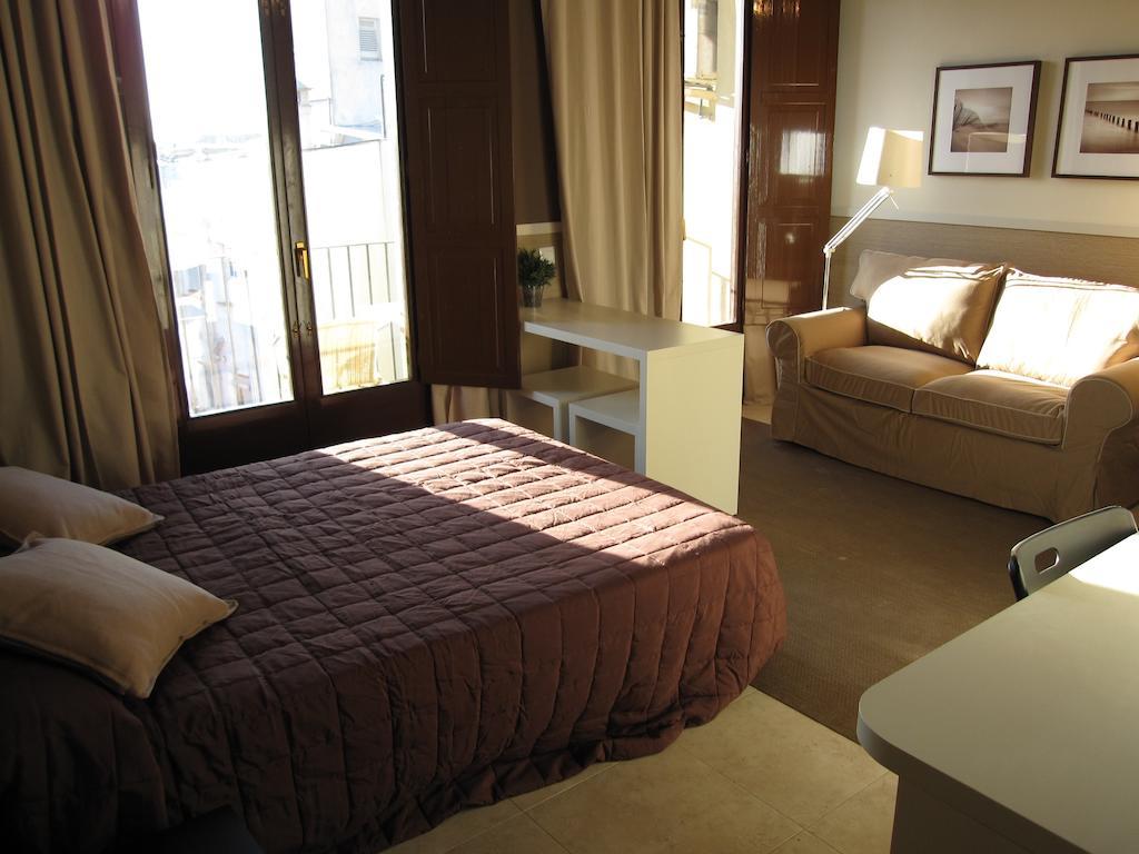 Apartments Hhb Barcelona Ruang foto