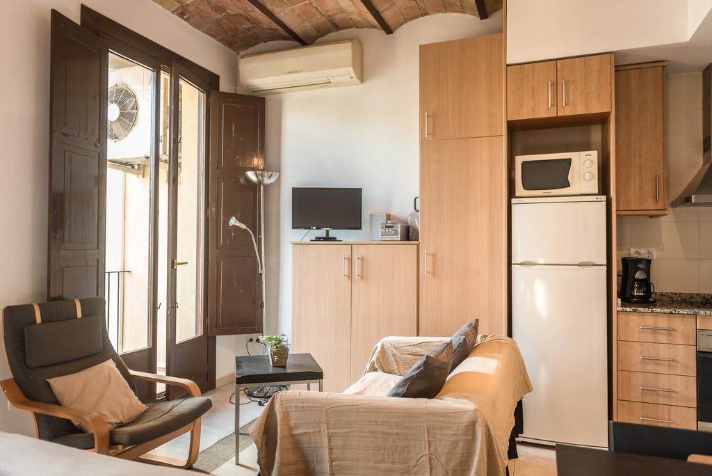 Apartments Hhb Barcelona Bagian luar foto